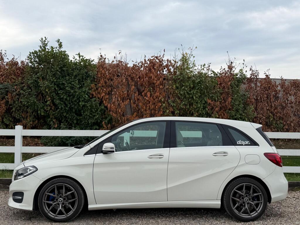 2015 Mercedes-Benz B Class thumbnail 10