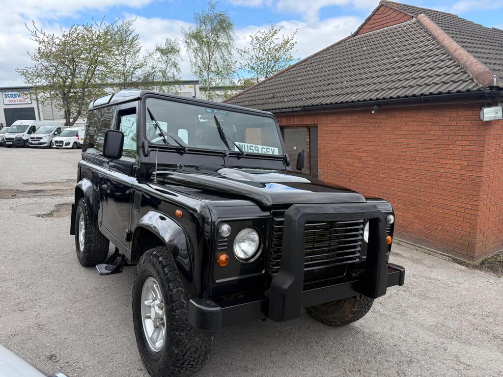 Land Rover Defender 90