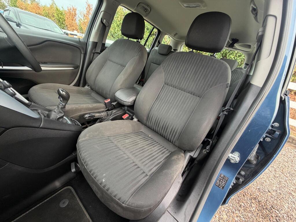 2016 Vauxhall Zafira Tourer thumbnail 34