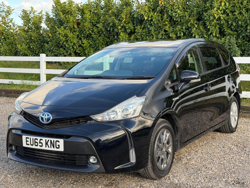 2015 Toyota Prius+ thumbnail 8