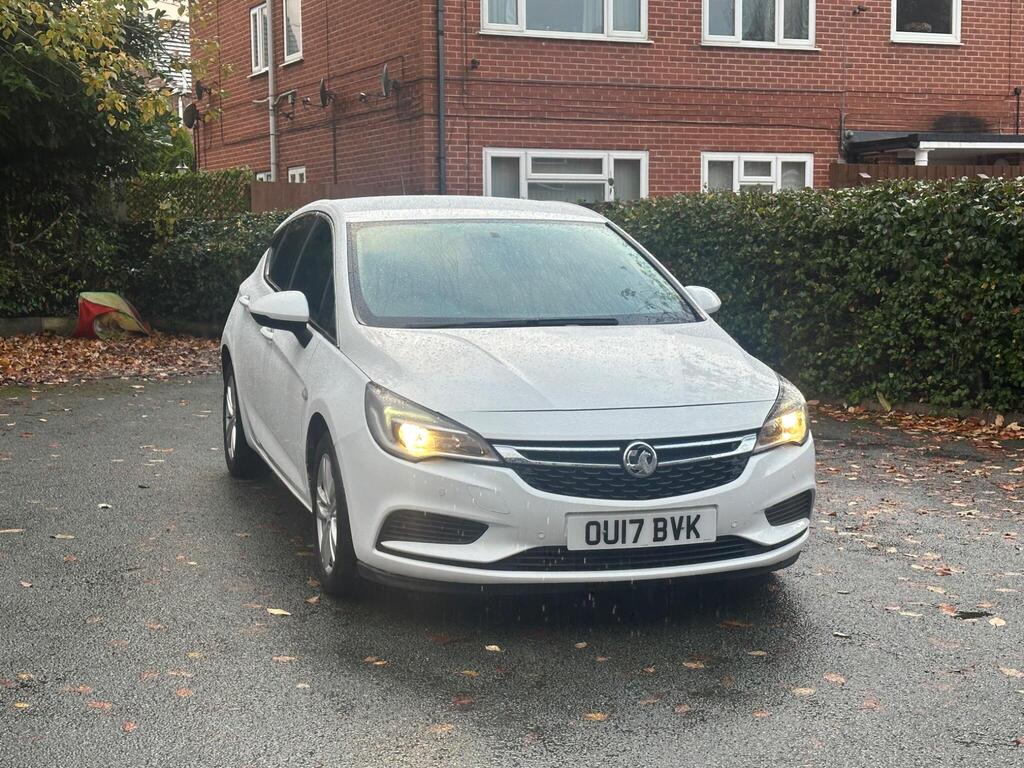 Vauxhall Astra Hatchback 1.6 CDTi BlueInjection Design Euro 6 (s/s) 5dr