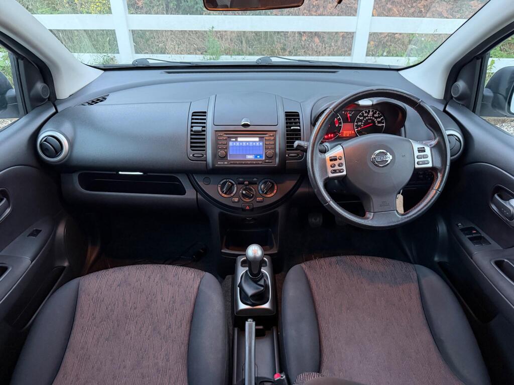 2010 Nissan Note thumbnail 2