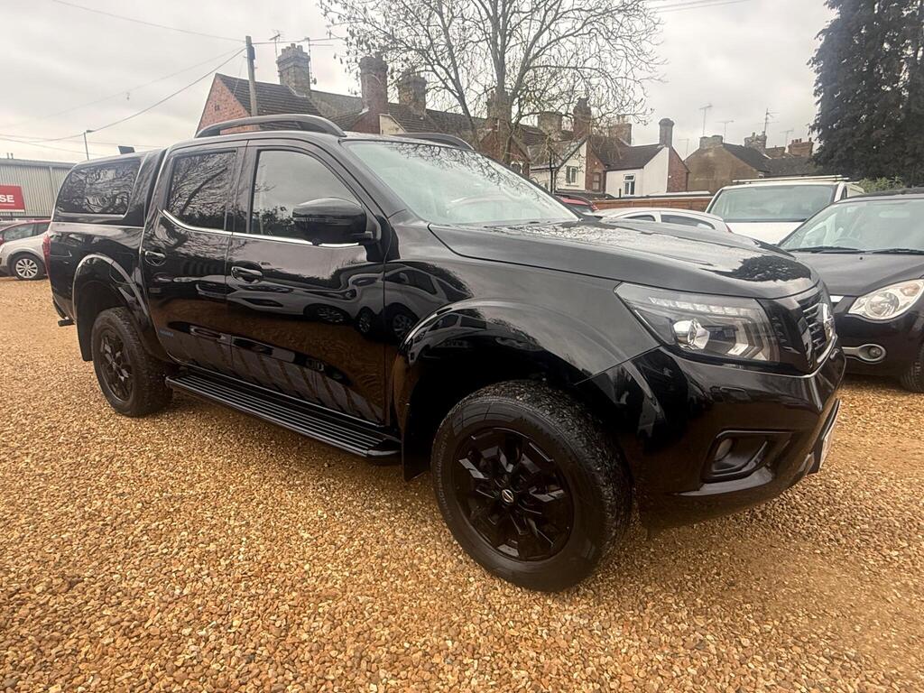 Nissan Navara Pickup 2.3 dCi N-Guard Auto 4WD Euro 6 4dr