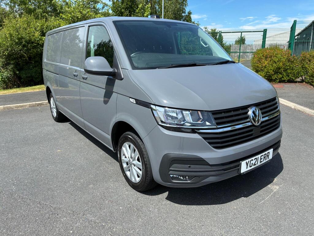 Volkswagen Transporter Panel Van 2.0 TDI T28 Highline FWD LWB Euro 6 (s/s) 5dr