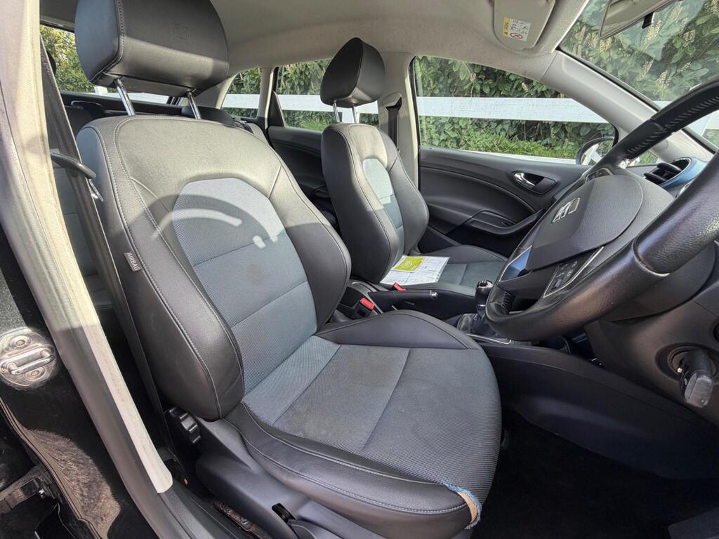 2016 SEAT Ibiza thumbnail 16