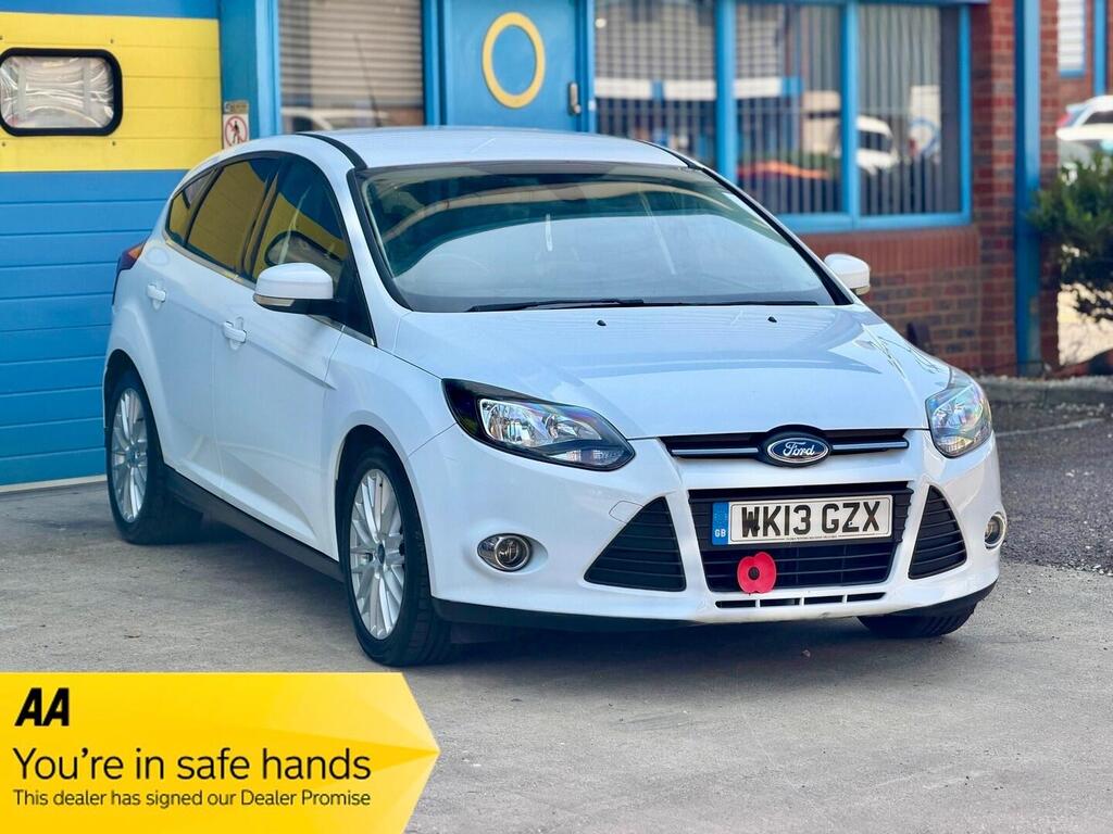 Ford Focus Hatchback 1.0T EcoBoost Zetec Euro 5 (s/s) 5dr