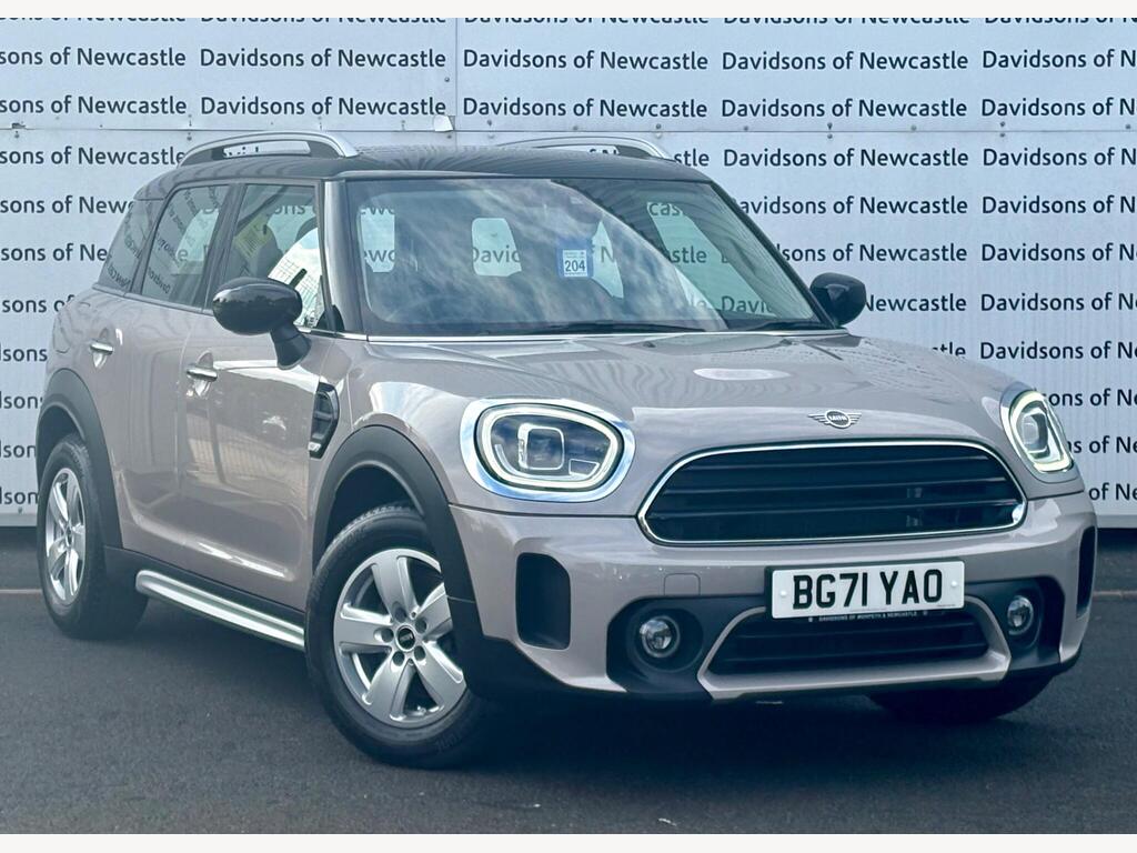 MINI Countryman SUV 1.5 Cooper Classic Steptronic Euro 6 (s/s) 5dr