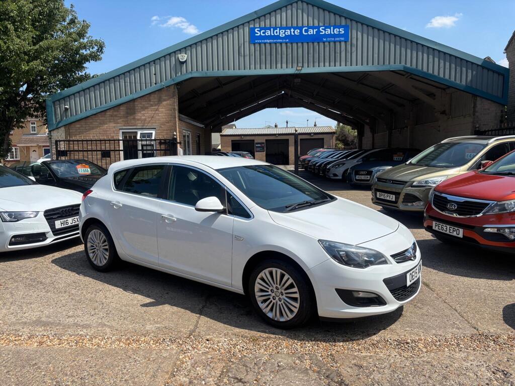 Vauxhall Astra Hatchback 1.4 16v Excite Euro 5 5dr