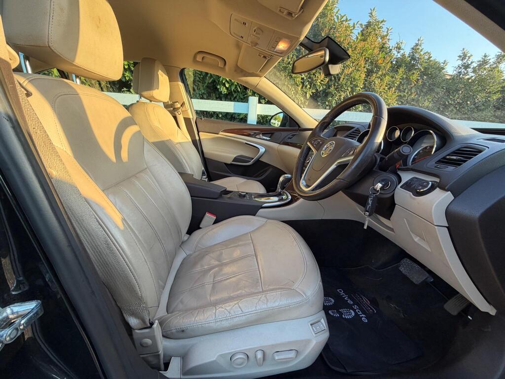 2010 Vauxhall Insignia thumbnail 21