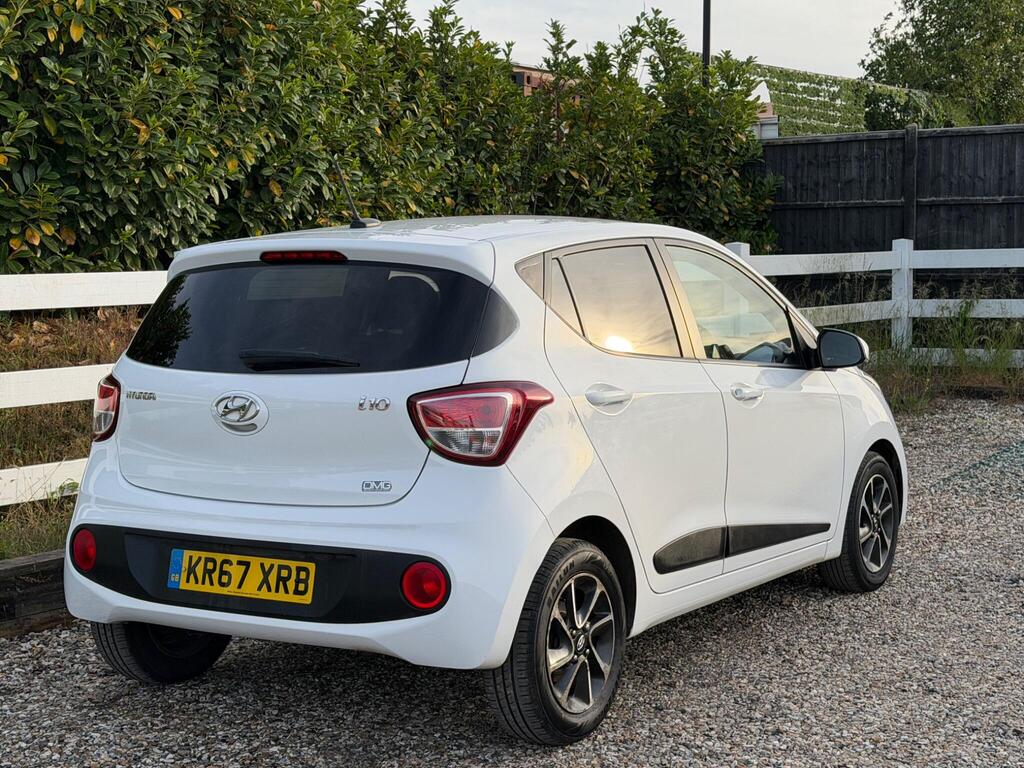 2017 Hyundai i10 thumbnail 13