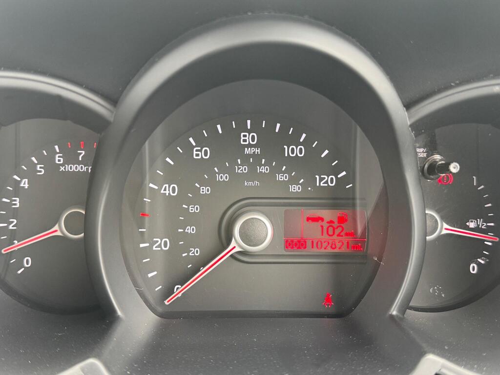 Kia Picanto 1.0 City Euro 5 3dr thumbnail 24