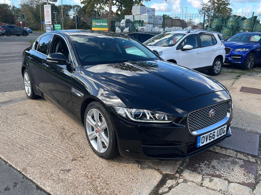 Jaguar XE Saloon 2.0d Portfolio Auto Euro 6 (s/s) 4dr