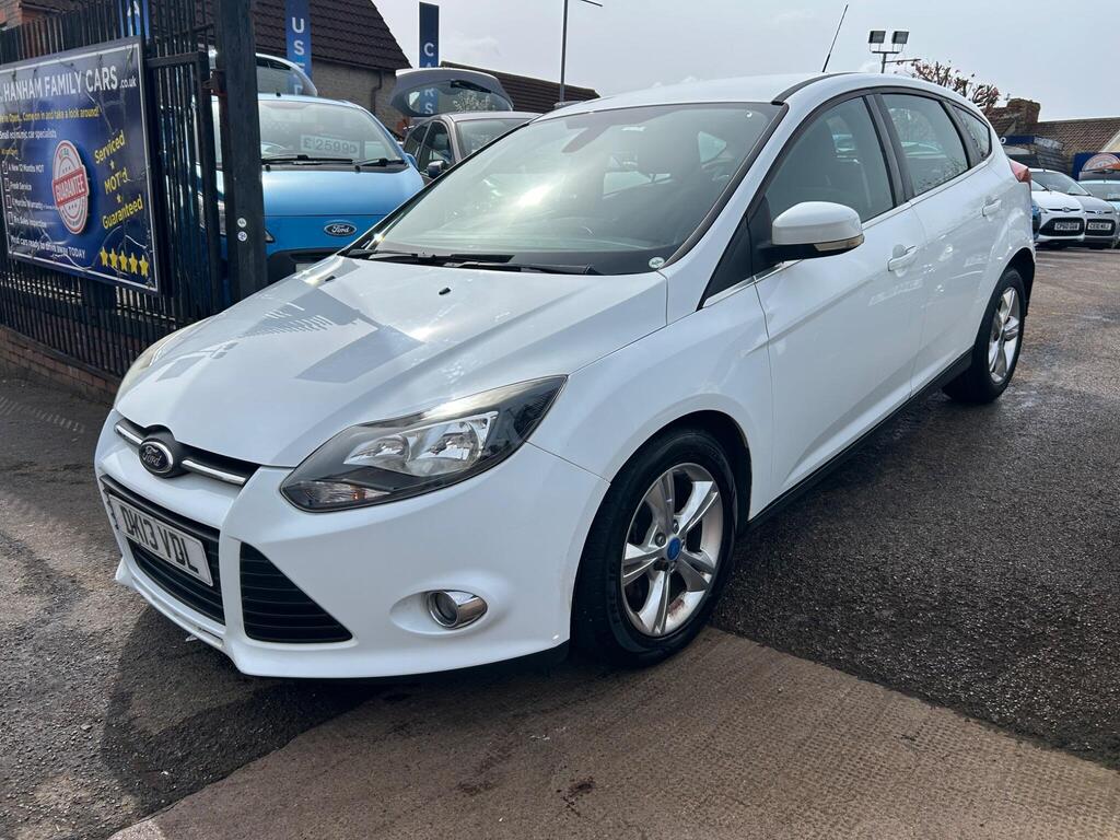 Ford Focus Hatchback 1.6 Zetec Euro 5 5dr