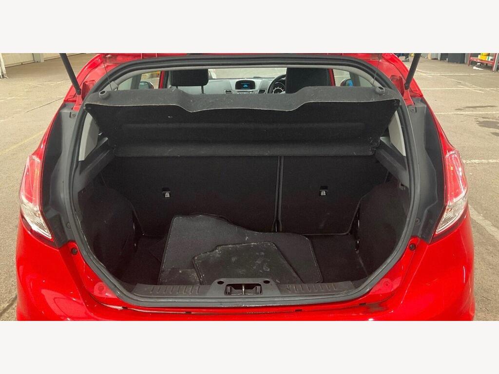 2013 Ford Fiesta thumbnail 11