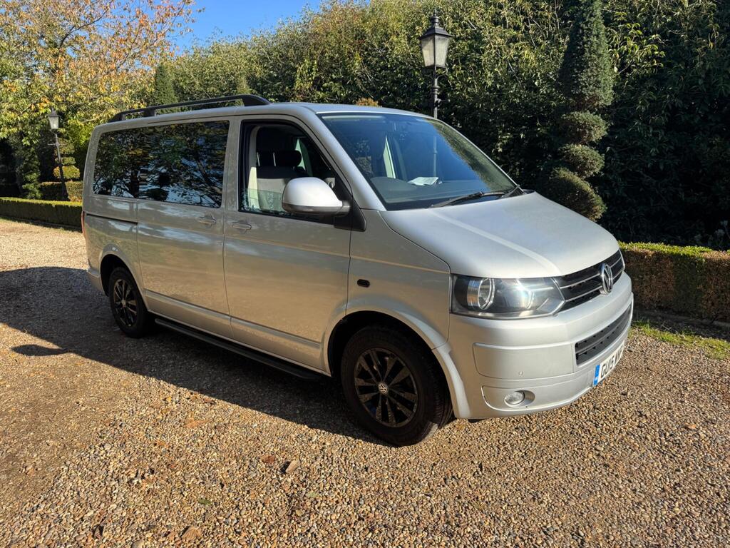 Volkswagen Caravelle MPV 2.0 TDI BlueMotion Tech Executive Euro 5 (s/s) 5dr