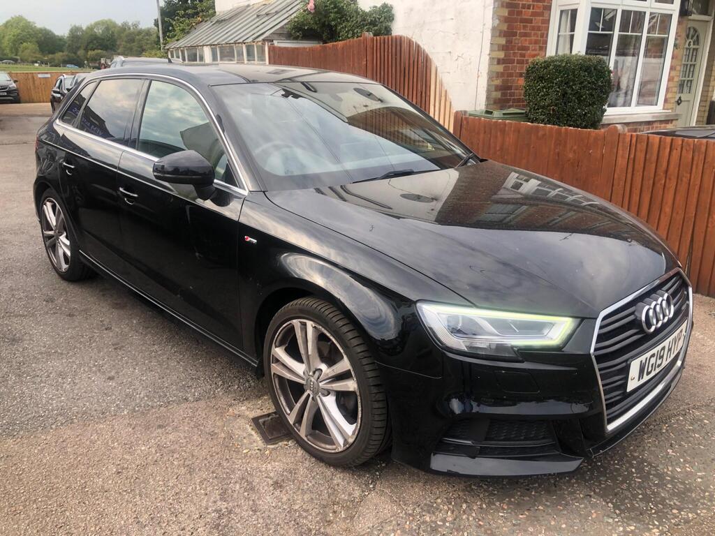 Audi A3 Hatchback 1.5 TFSI CoD 35 S line Sportback S Tronic Euro 6 (s/s) 5dr