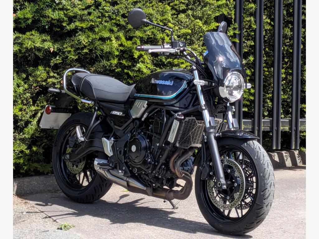 Kawasaki Z650 RS