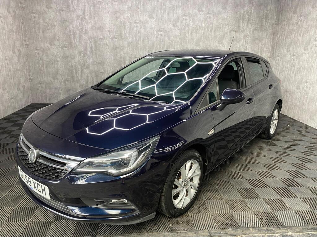 Vauxhall Astra Hatchback 1.4i Turbo Tech Line Nav Euro 6 5dr