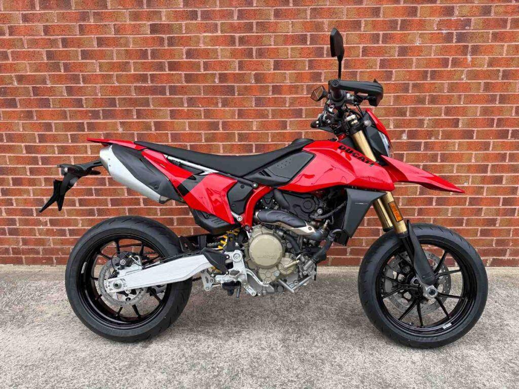 Ducati Hypermotard 698