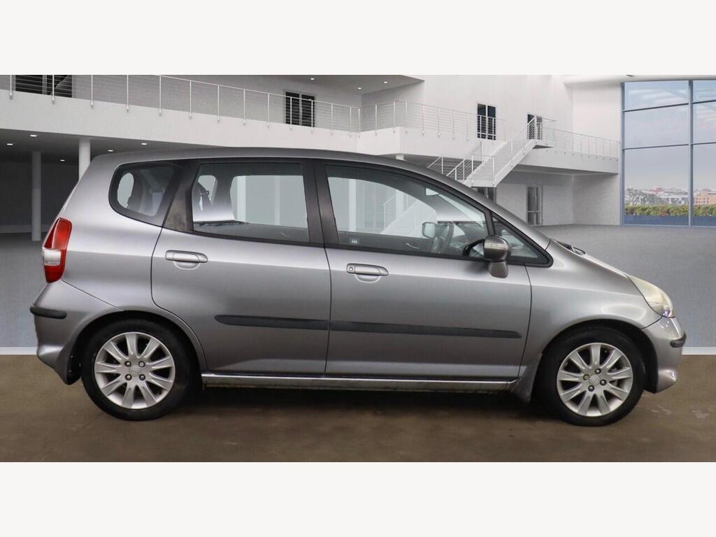 2009 Honda Jazz thumbnail 3