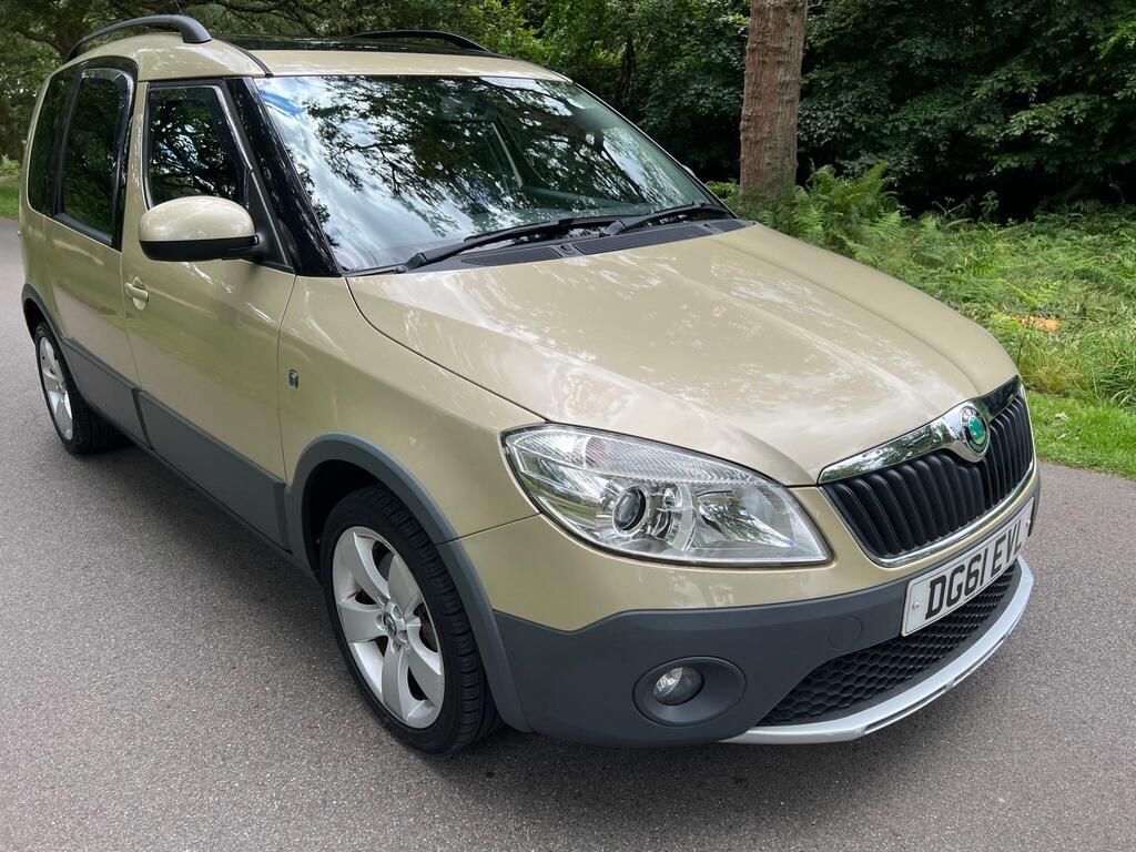 Skoda Roomster MPV 1.2 TSI Scout DSG Euro 5 5dr
