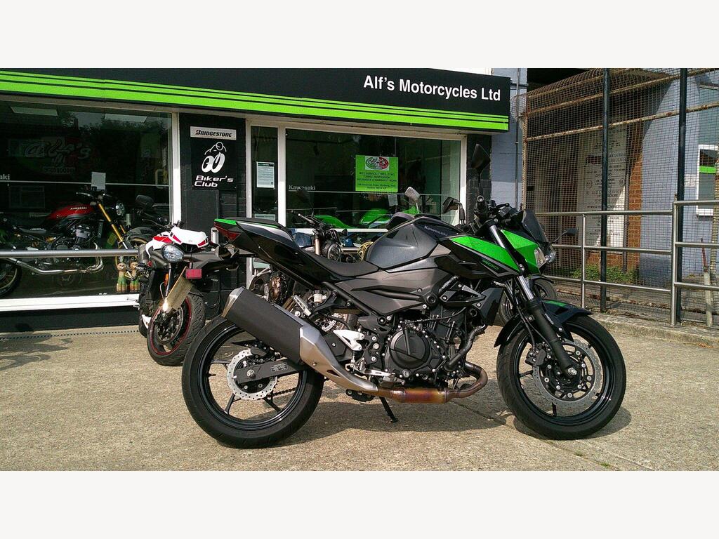 Kawasaki Z400
