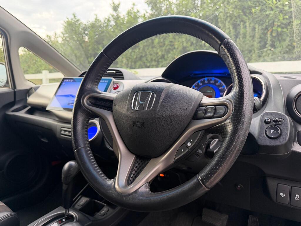 2013 Honda Jazz thumbnail 28