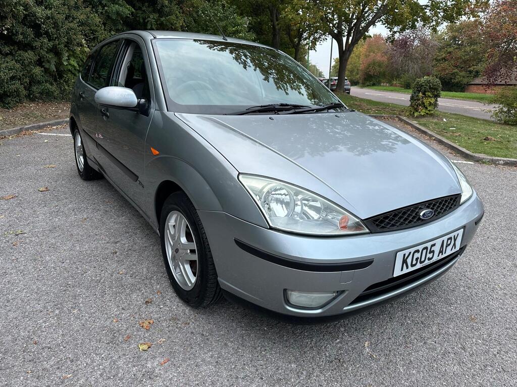 Ford Focus Hatchback 1.6i 16v Zetec 5dr