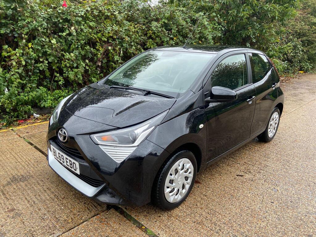 Toyota AYGO Hatchback 1.0 VVT-i x-play Euro 6 5dr