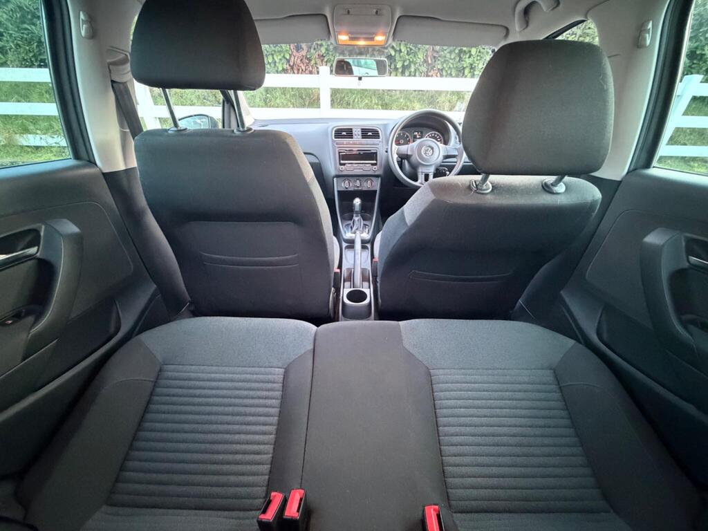 2014 Volkswagen Polo thumbnail 18