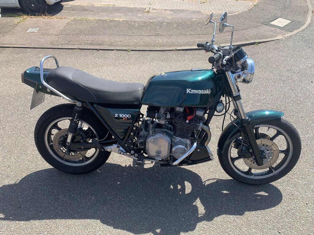 Kawasaki Z1000 Unlisted z1000st