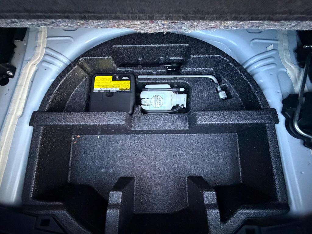 2012 Toyota Yaris thumbnail 29