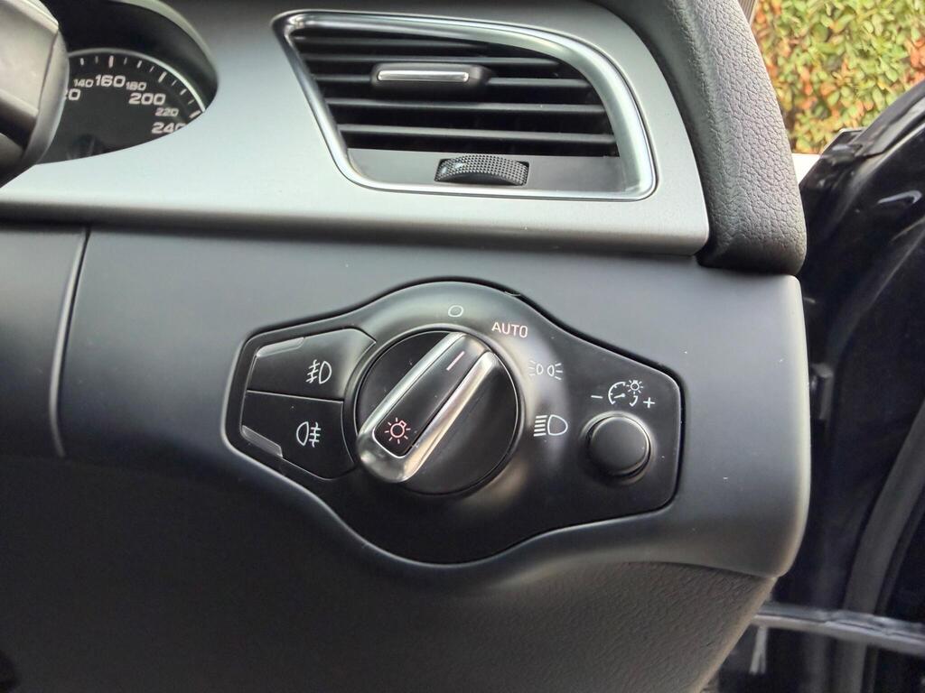 2012 Audi A4 thumbnail 23