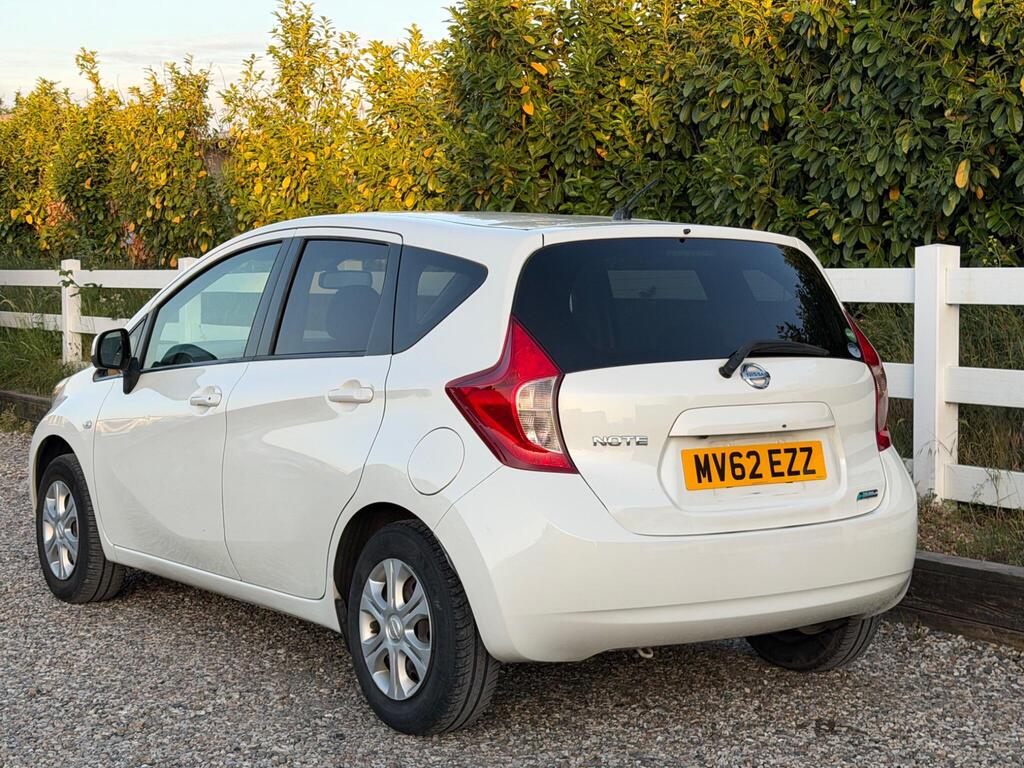 2013 Nissan Note thumbnail 9