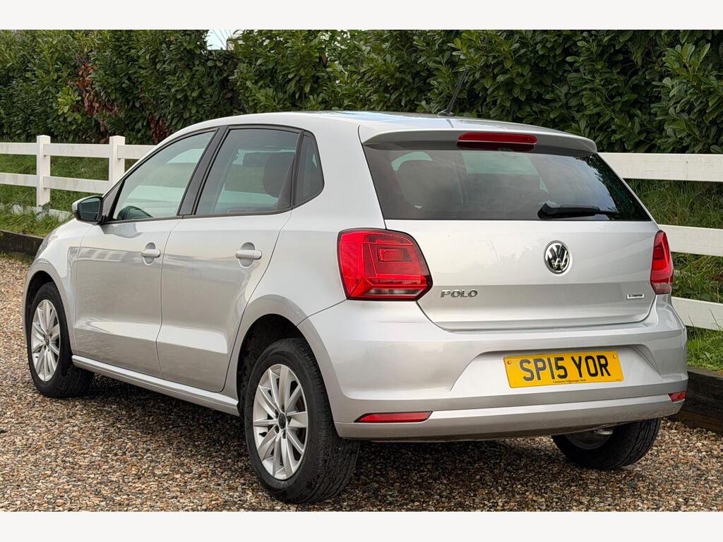 2015 Volkswagen Polo thumbnail 6