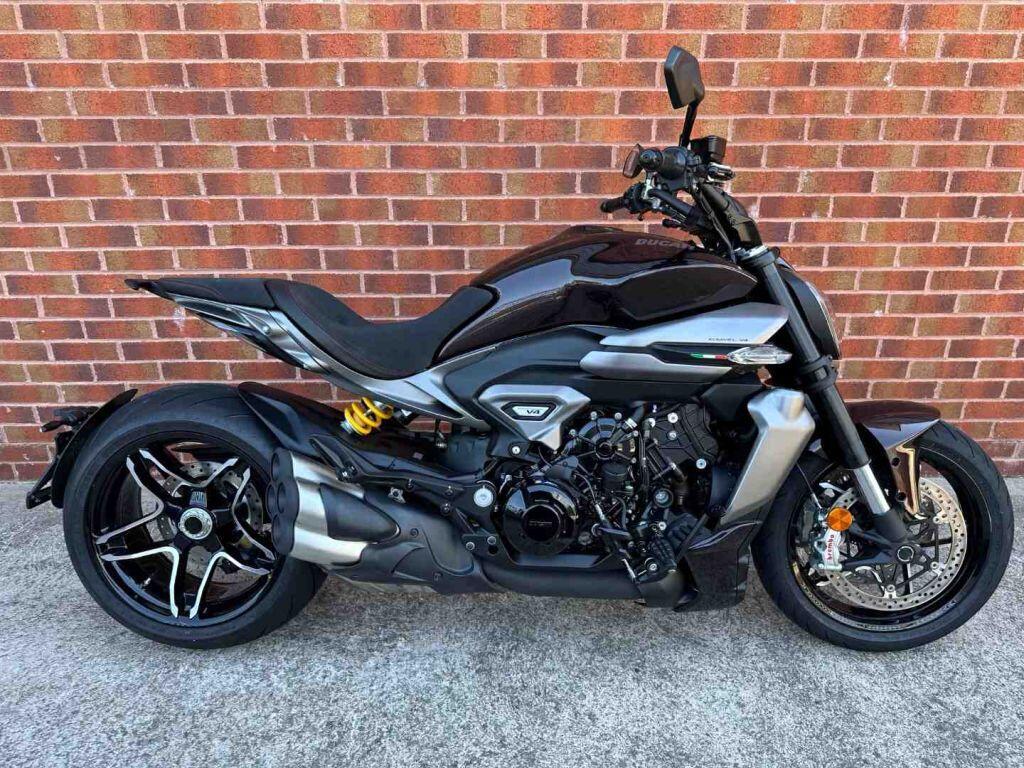Ducati XDiavel V4