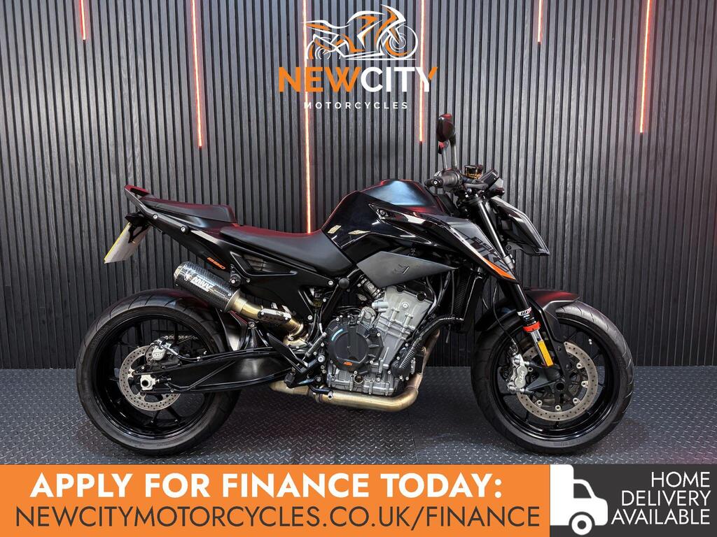 KTM 890 Duke