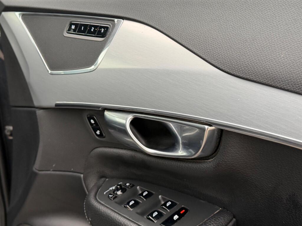 2018 Volvo XC90 thumbnail 26