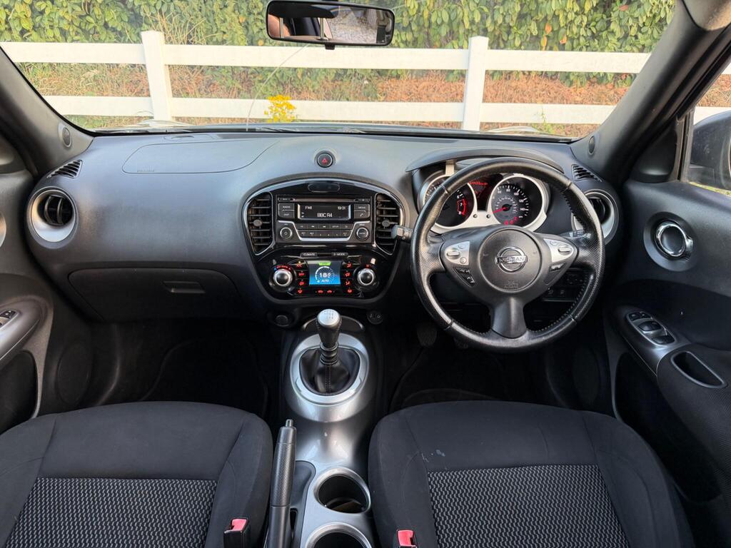 2016 Nissan Juke thumbnail 2