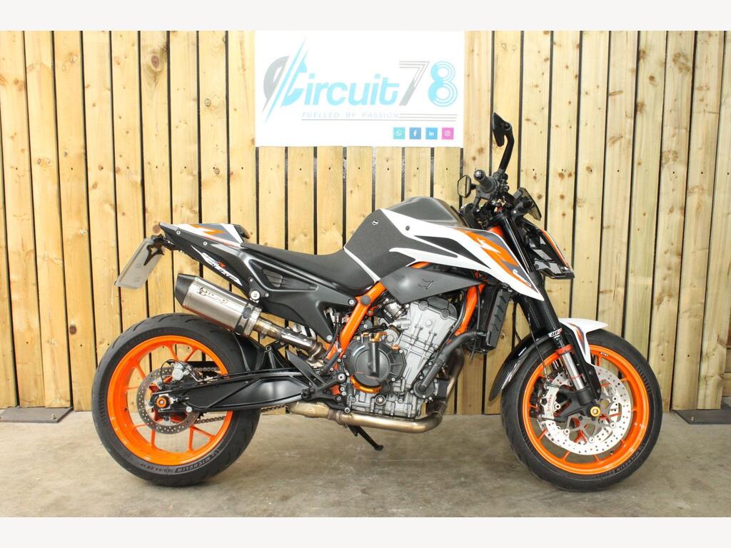 KTM 890 Duke