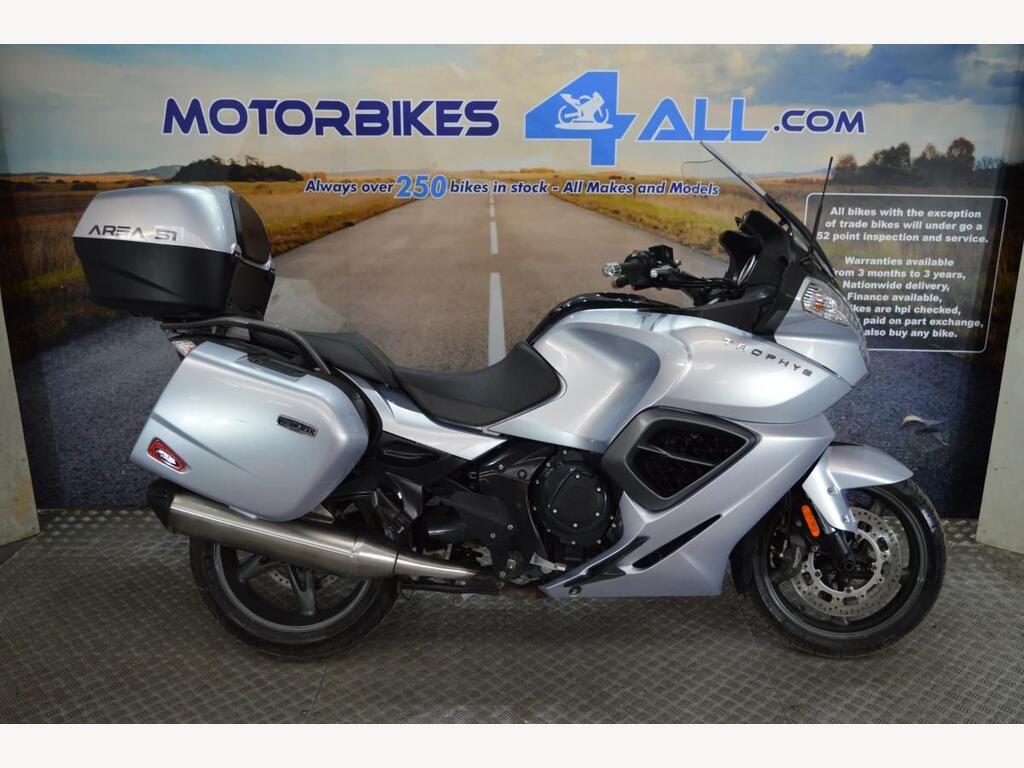 Triumph Trophy 1200