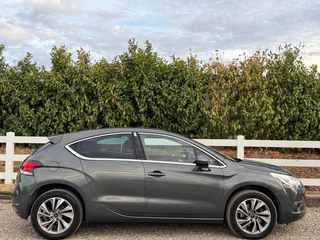 2015 Citroen DS4 thumbnail 12