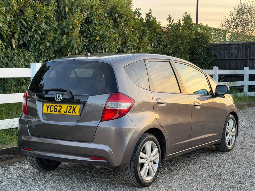 2012 Honda Jazz thumbnail 14