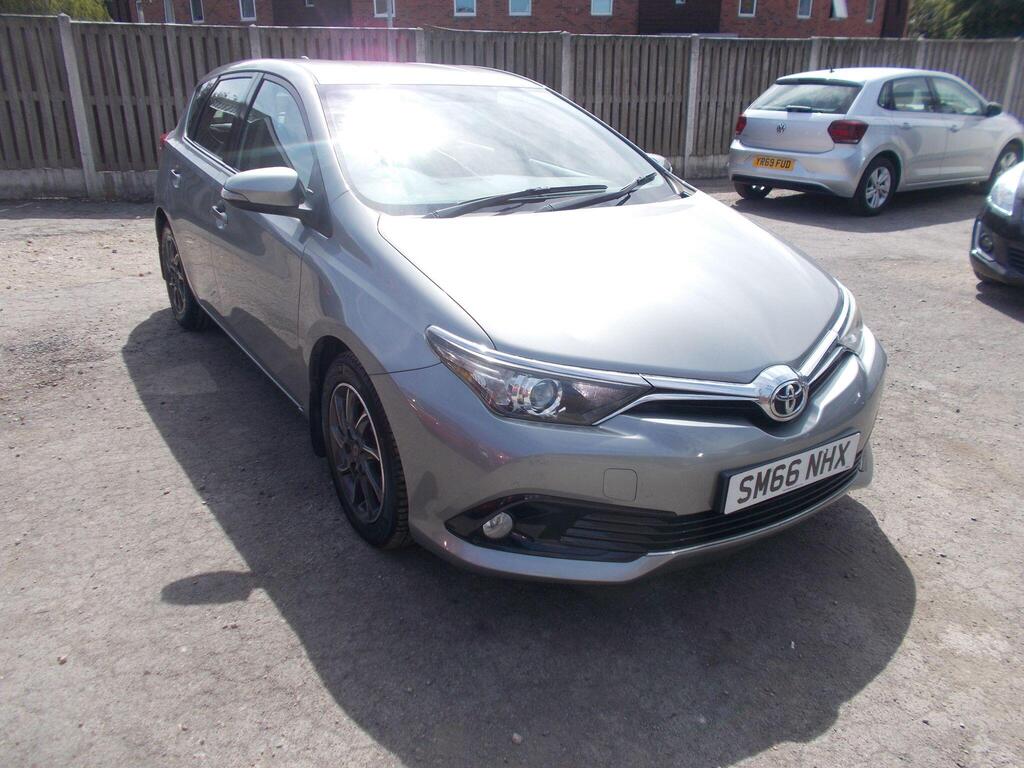 Toyota Auris Hatchback 1.6 D-4D Business Edition Euro 6 (s/s) 5dr