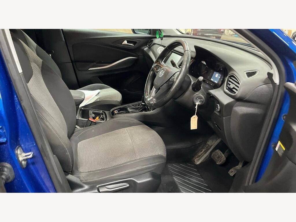 2020 Vauxhall Grandland X thumbnail 7