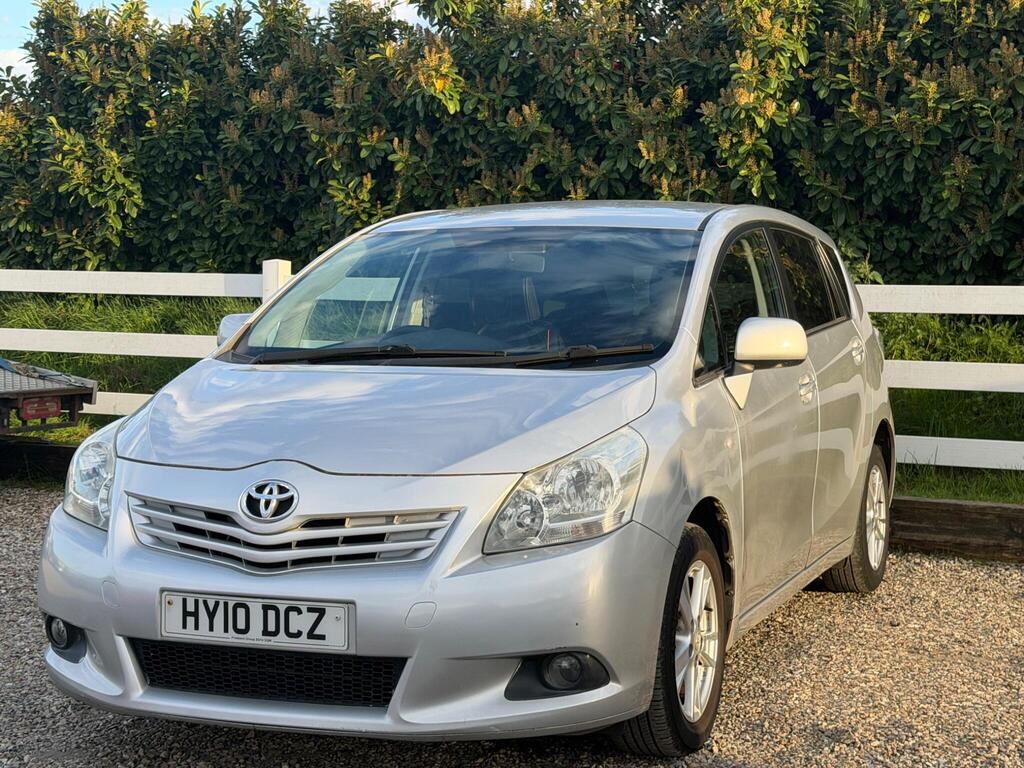 2010 Toyota Verso thumbnail 7