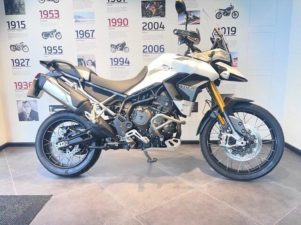 Triumph Tiger 900