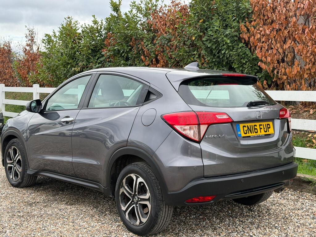 2016 Honda HR-V thumbnail 3