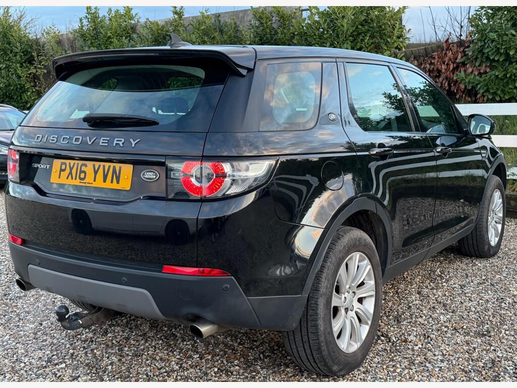 2016 Land Rover Discovery Sport thumbnail 12