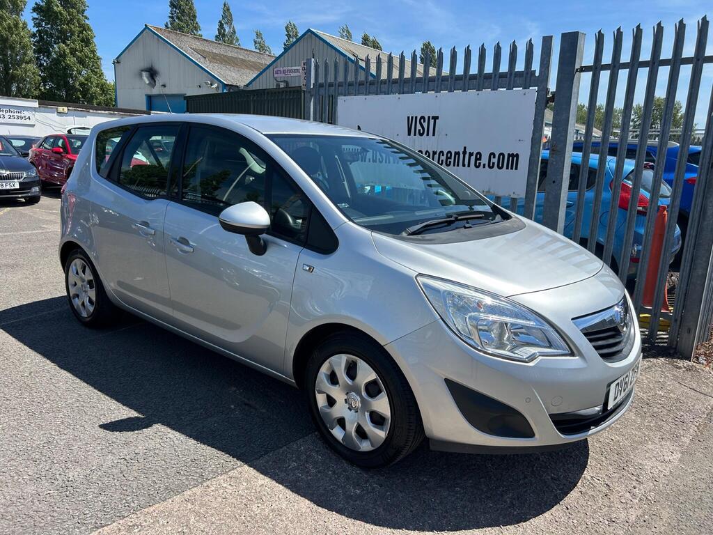 Vauxhall Meriva MPV 1.4 16V Exclusiv Euro 5 5dr (Non AC)
